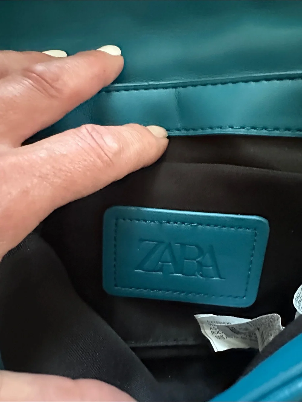 Quilted Chain Shoulder Bag in Turquoise